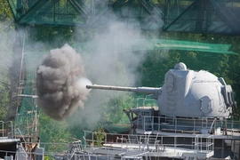 Chiến hạm Project 22350 Nga có pháo 130mm cực nhẹ