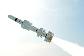 Dùng tên lửa bờ phong tỏa Trung Quốc có khả thi?