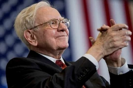 Siêu tỷ phú Warren Buffett tổ chức đấu giá bữa ăn trưa lần cuối cùng