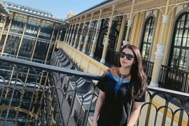 Choáng kho đồ hiệu 'chanh sả' của vợ Bùi Tiến Dũng