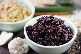 Ai không nên ăn cơm rượu nếp, món ngon bổ dưỡng ngày Tết Đoan Ngọ?