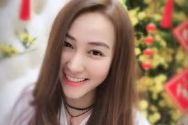 Vẻ đẹp "vạn người mê" của Ngân Khánh ở tuổi 35