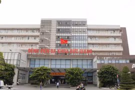 Bảo vệ Bệnh viện Đức Giang dương tính nCoV, chưa rõ nguồn lây