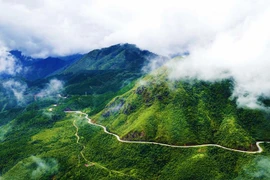 Tận mục cung đèo Ô Quy Hồ gập ghềnh và hiểm trở nhất Tây Bắc