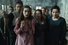 Vì sao nàng Fantine trong Những người khốn khổ bán tóc, bán răng?