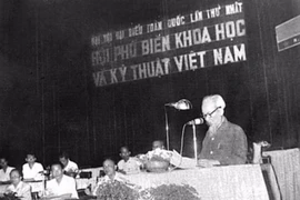 Chủ tịch Hồ Chí Minh luôn coi KHCN là nguồn lực mạnh mẽ của cách mạng
