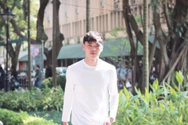 Thầy giáo 9X muốn lưu lại những khoảnh khắc đẹp nhất của học trò