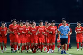 Vòng loại World Cup 2022: Việt Nam đối đầu UAE với đội hình nào?