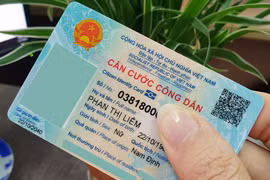 Có được giữ chứng minh thư của sinh viên thuê trọ?