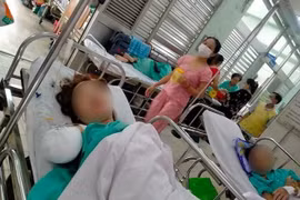 Vụ chém đứt lìa 2 tay vợ: Chồng đối diện mức án nào?