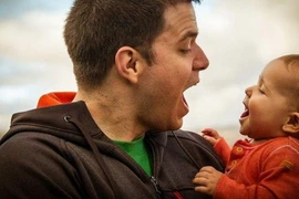 Một phần thể tích vỏ não của nam giới sẽ "co lại" sau khi đứa con đầu lòng được sinh ra. Ảnh: SPUTNIK