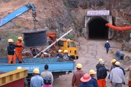 Hiện trường vụ sập hầm thủy điện khiến 12 người mắc kẹt