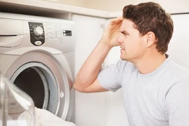 Máy giặt bị rung lắc, ồn... làm sao để trị?