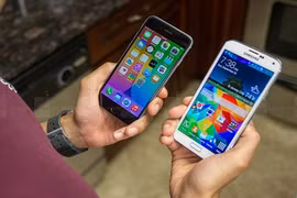 iPhone 6 và Samsung Galaxy S5, chọn mua máy nào?