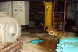 Một người chết vì rò khí độc ở xưởng sản xuất nước đá 