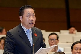 Doanh nghiệp tặng xe tiền tỷ cho địa phương: Dư luận nghi ngờ có cơ sở?