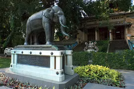 Tượng voi cổ độc đáo nhất Việt Nam