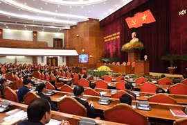 Bộ Chính trị triệu tập Hội nghị Trung ương bất thường