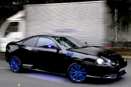 Toyota Celica 1995 lột xác nhìn cực ngầu ở Sài Gòn