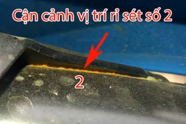 Cận cảnh Suzuki Raider mới tinh bị gỉ sét