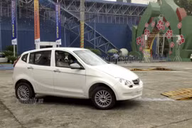 Ôtô “made in Việt Nam” trình làng giá từ 310 triệu đồng