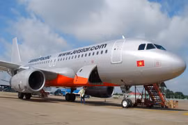 Bay sang Singapore chỉ với 3.000 đồng