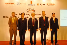 Honda, Piaggio, Yamaha, SYM, Suzuki bắt tay nhau lập Hiệp hội