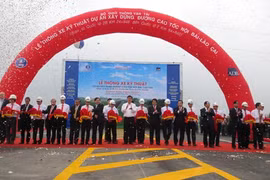 Thông xe cao tốc đoạn Hà Nội đi Đền Hùng