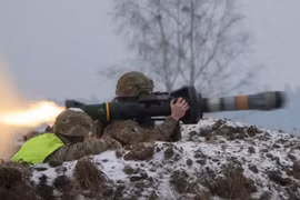 Súng chống tăng NLAW hiệu quả hơn của tên lửa Javelin ở Ukraine?