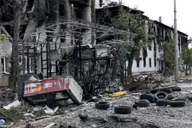 Ukraine tuyên bố sẽ đòi lại Lysychansk bằng hỏa lực mạnh!