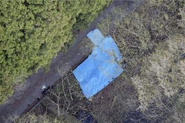 Vụ án 2 thi thể xếp chồng thành hình chữ thập gây rúng động 