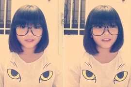 Nữ sinh lớp 10 xinh đẹp, họ lạ đọc rap cực chuẩn