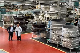 Cận cảnh nhà máy sản xuất động cơ tên lửa của Nga