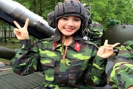 Ngắm nhan sắc tân Hoa khôi Sinh viên Hà Nội 2015