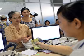 Lương bác sĩ sẽ được tính vào viện phí