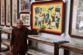 Người làm sống dậy dòng tranh Đông Hồ