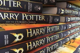 Năm bộ truyện bán chạy nhất mọi thời đại