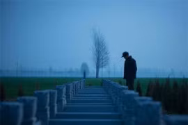 Điều gì sẽ xảy ra sau một tháng thi thể được chôn cất?