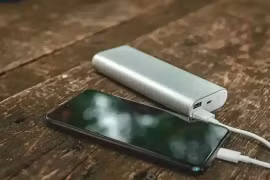 3 thứ tuyệt đối không đặt cùng điện thoại di động