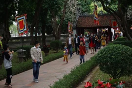 Tết Giáp Thìn 2024: Xuất hành đầu năm ngày nào đẹp nhất?