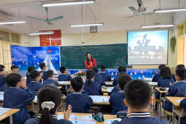 Cô giáo trẻ truyền đam mê cho học sinh qua dạy Ngữ văn sáng tạo