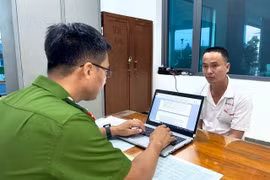 Sập bẫy “thiên thạch” 250 triệu USD, người đàn ông mất 400 triệu