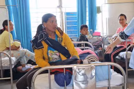 Hơn 80 trẻ nhập viện nghi ngộ độc sau bữa ăn từ thiện