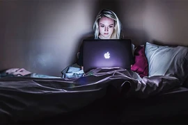 Mắc nhiều bệnh thuộc "top tử thần" nếu thường xuyên thức khuya