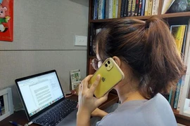 Bị lừa 300 triệu đồng qua điện thoại ở Hà Nội: Làm gì để tránh “mắc bẫy“? 