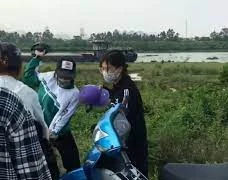 Video: Hàng chục nữ sinh hỗn chiến ở Ninh Bình