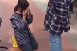 Tát nữ sinh, bắt quỳ gối, cư xử lệch chuẩn... cha mẹ nên làm gì?