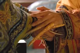 Có gì trong chiếc túi gấm Từ Hy thái hậu nắm chặt trong tay khi chết