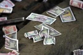 Được cho tiền cũng không làm 3 việc này, kẻo tài lộc tiêu tán, ngập trong nợ