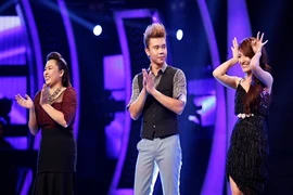 Hotboy Vietnam's Idol đốt nóng sân khấu với rock